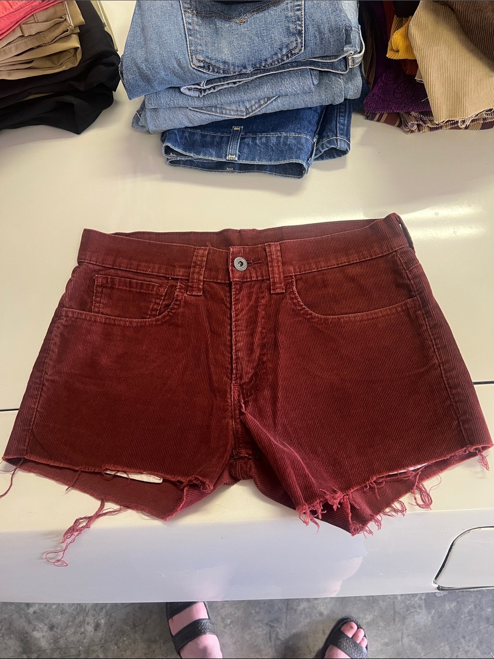 Levi 511 Burgundy Corduroy Cropped Shorts, Mens 30x30 (Originally)